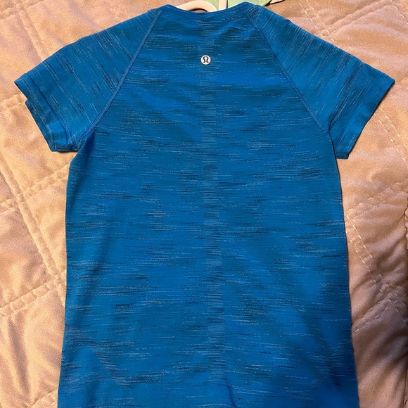 lululemon swiftly tech short sleeve race length - Picture 2 of 2